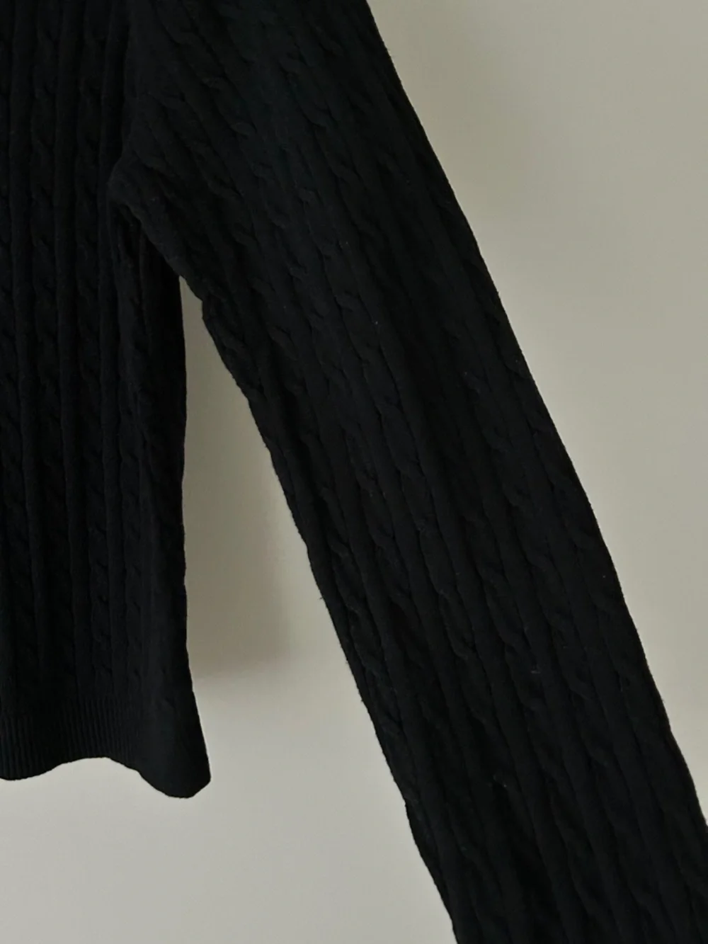 Eddie Bauer beautiful cable